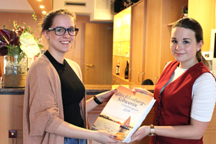 Verteilung des Urlaubsmagazins im Mercure Hotel Altstadt Schwerin (c) Stadtmarketing GmbH Schwerin 310px