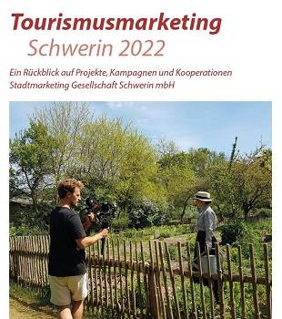 Titel Tourismusbericht 2022